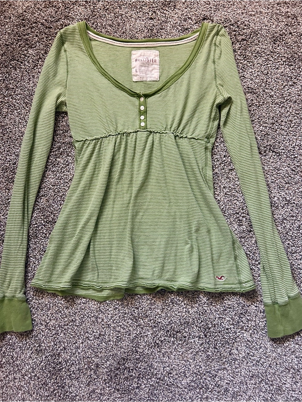 Y2k Hollister Babydoll Top • Light Green Striped Long Sleeve Henley Top